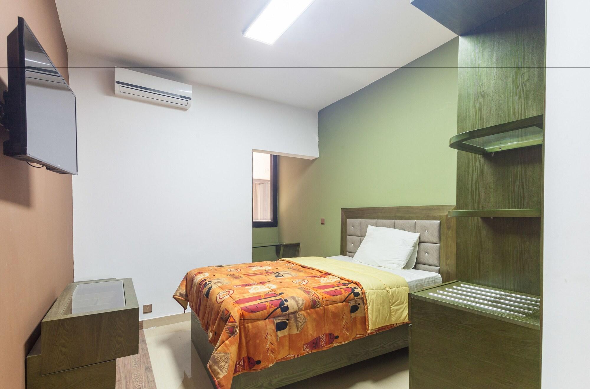 דקר Wakola Hotel Cheikh Anta מראה חיצוני תמונה