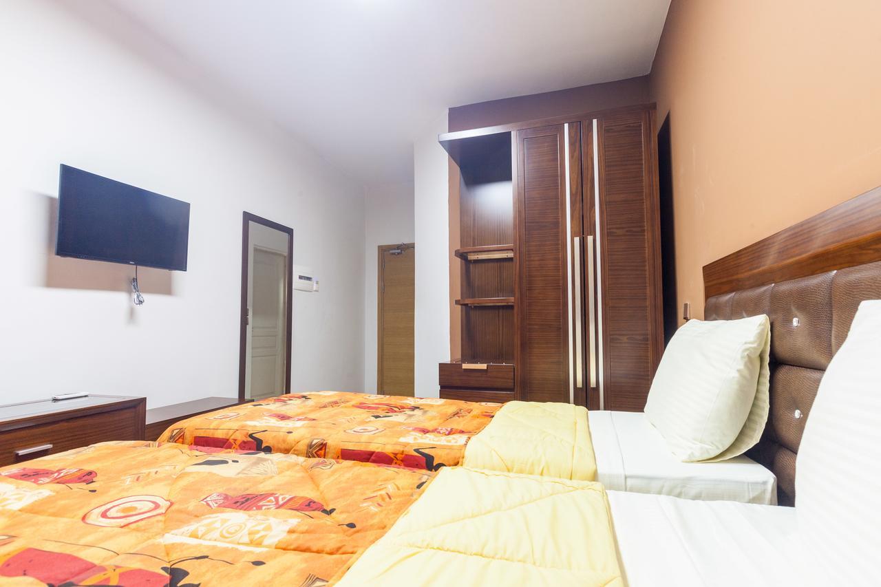 דקר Wakola Hotel Cheikh Anta מראה חיצוני תמונה