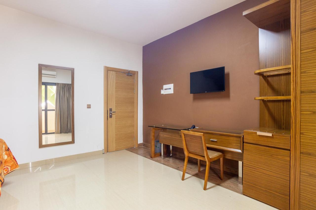 דקר Wakola Hotel Cheikh Anta מראה חיצוני תמונה