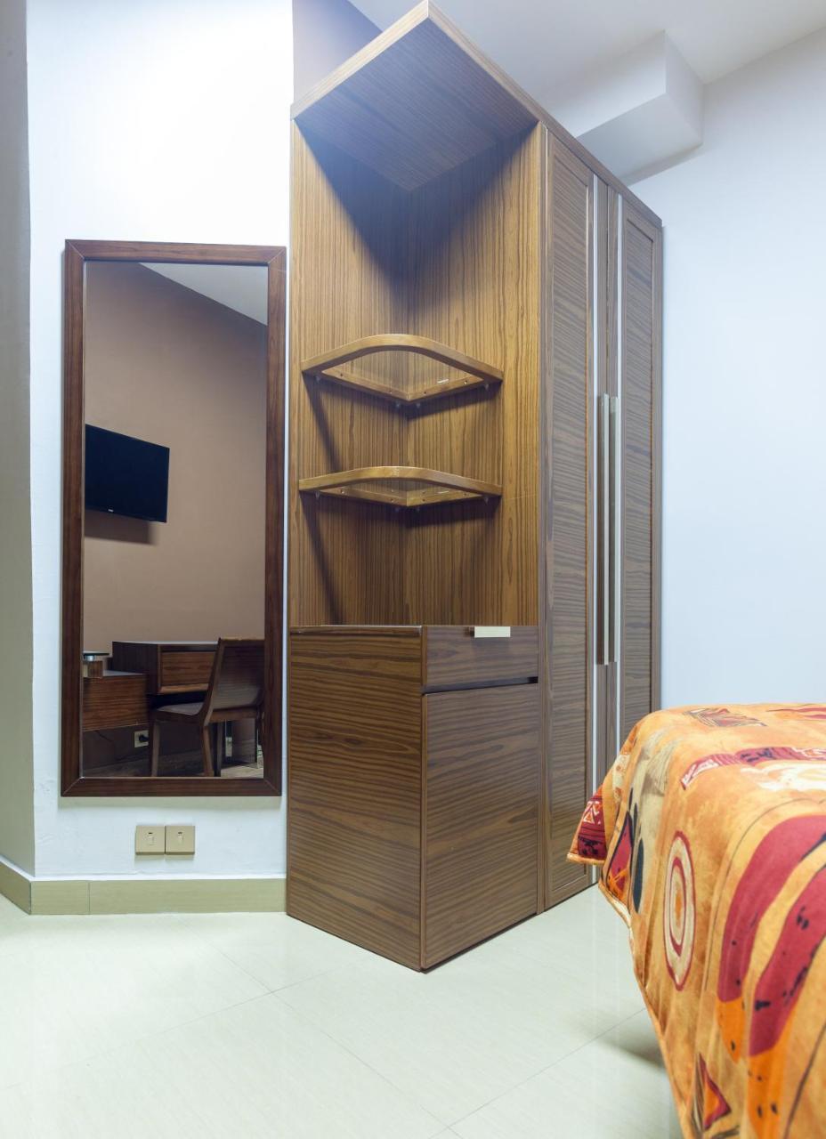 דקר Wakola Hotel Cheikh Anta מראה חיצוני תמונה