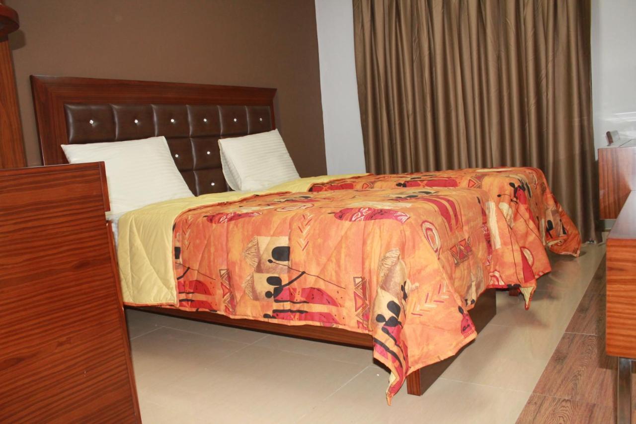 דקר Wakola Hotel Cheikh Anta מראה חיצוני תמונה